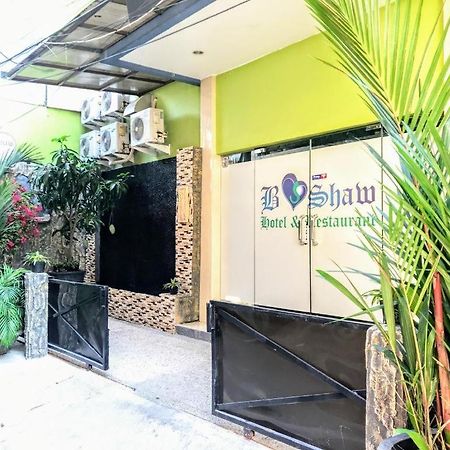 B Shaw Hotel Jakarta Eksteriør bilde