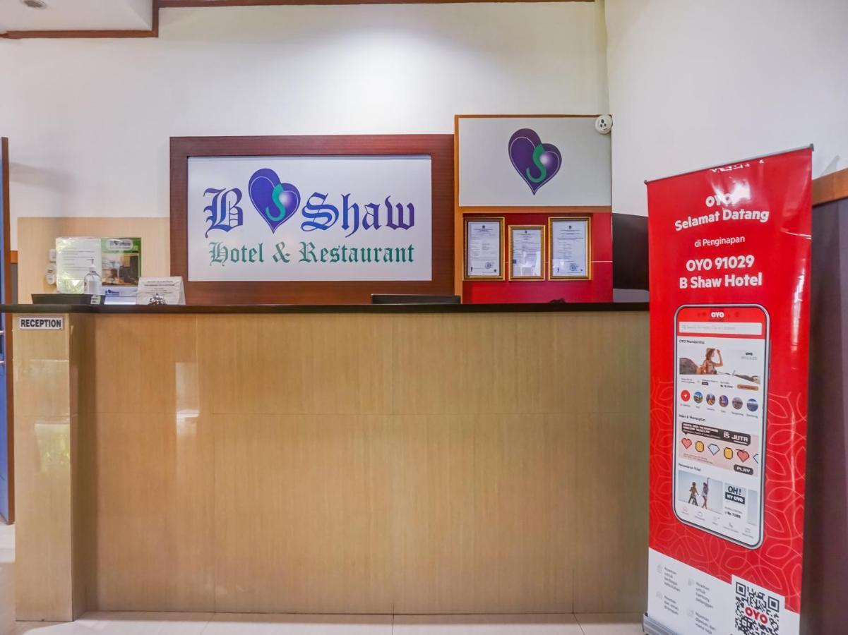 B Shaw Hotel Jakarta Eksteriør bilde