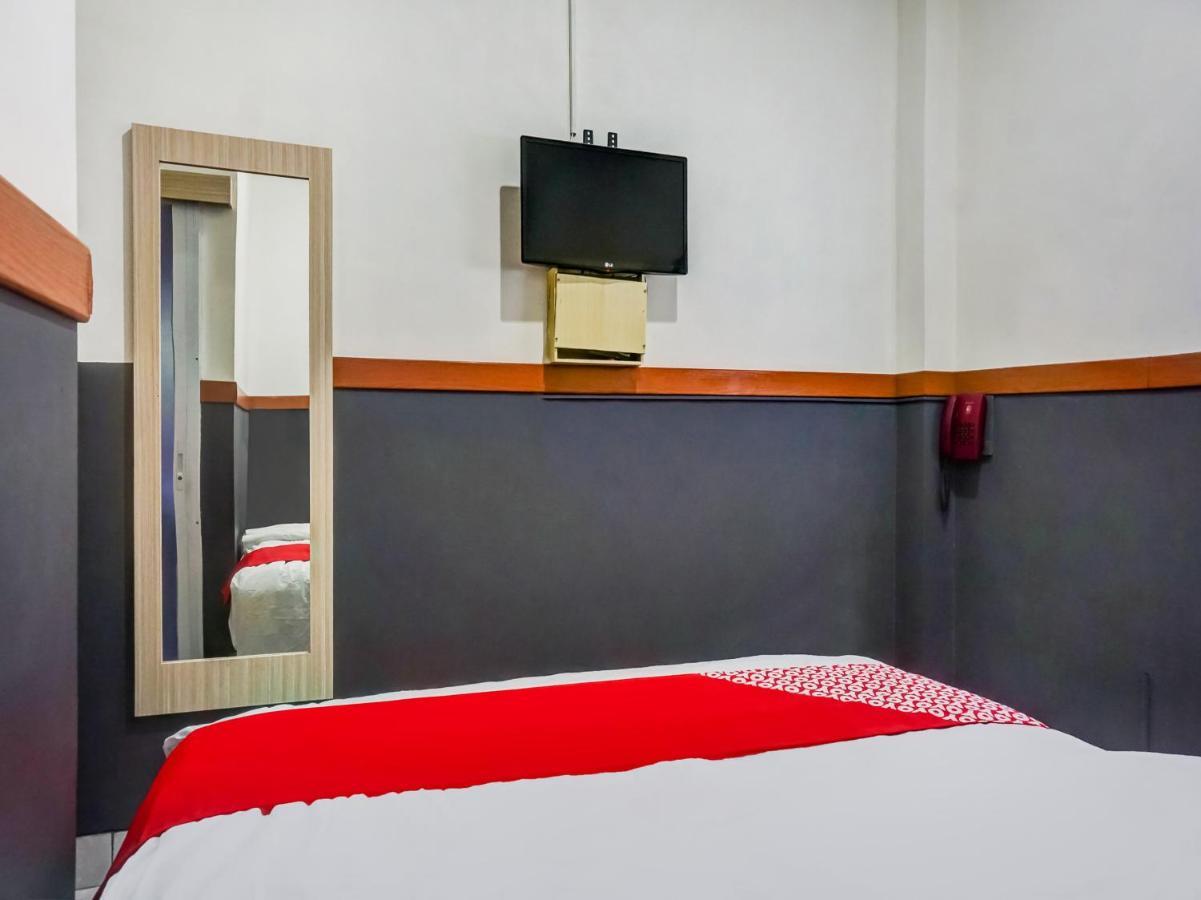 B Shaw Hotel Jakarta Eksteriør bilde