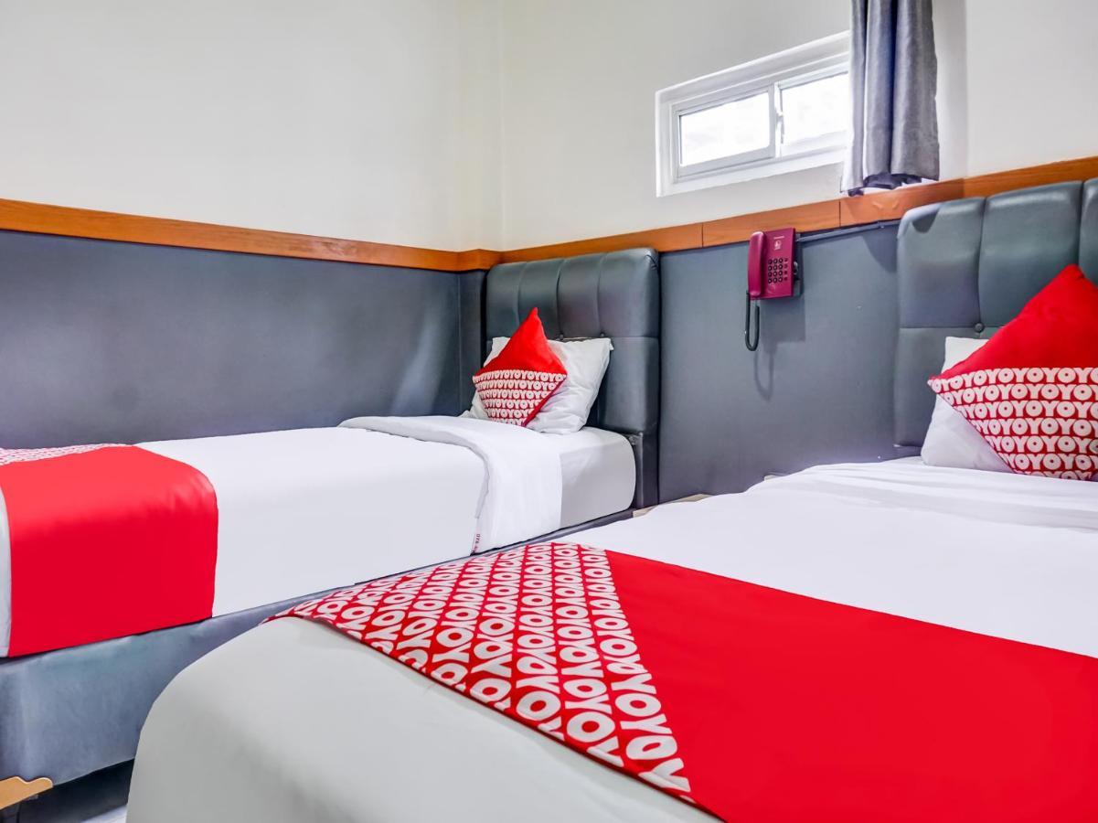 B Shaw Hotel Jakarta Eksteriør bilde