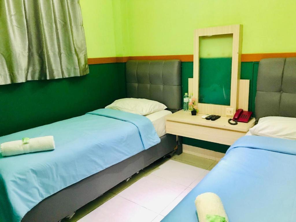 B Shaw Hotel Jakarta Eksteriør bilde