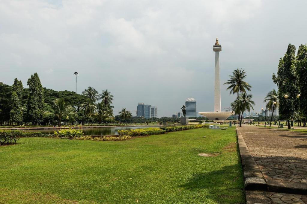 B Shaw Hotel Jakarta Eksteriør bilde
